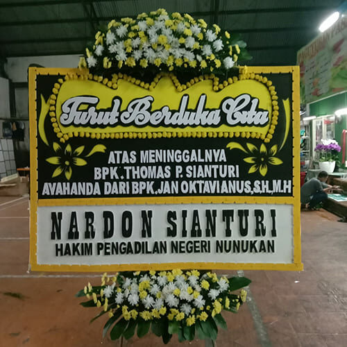 Bunga papan duka tebet