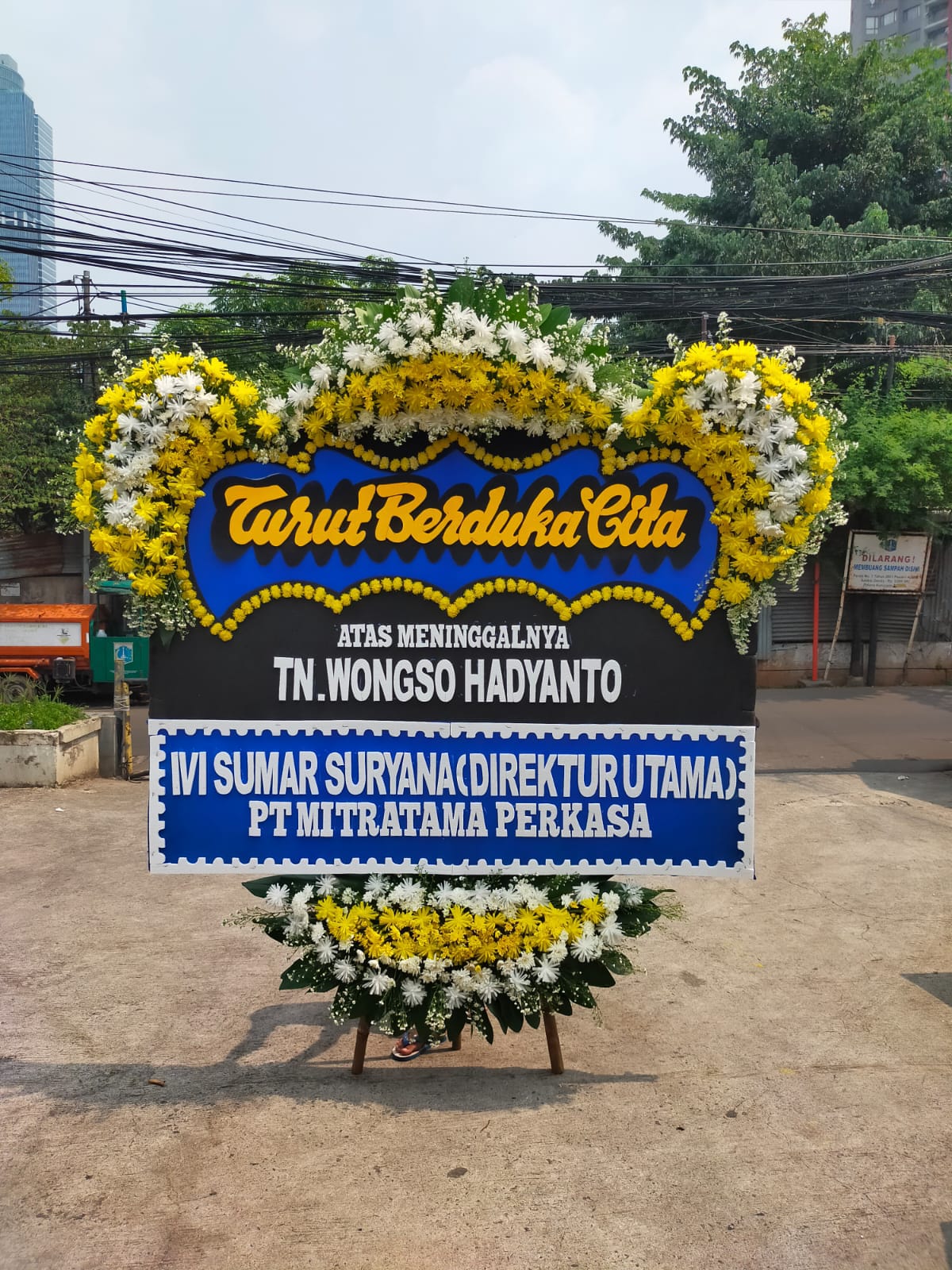 BUNGA PAPAN PASAR MINGGU